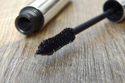 Why You Should Throw Away All Of Your Mascara